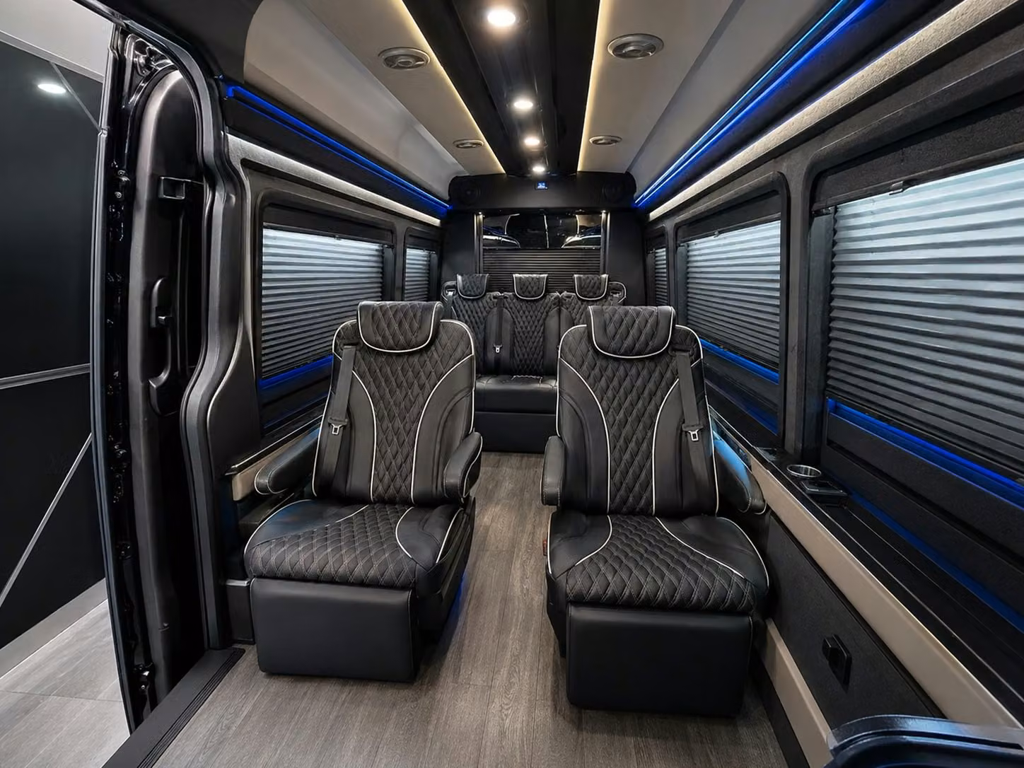 coachbusbirmingham com makes booking birmingham airport transportation fast easy and flexible