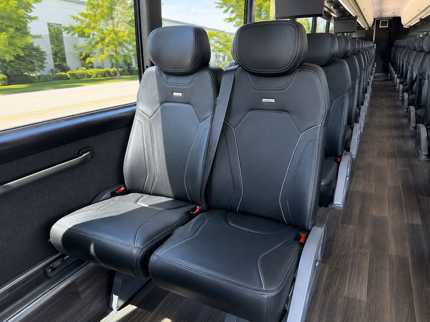 how birmingham couples use coachbusbirmingham com to book bridal party transportation