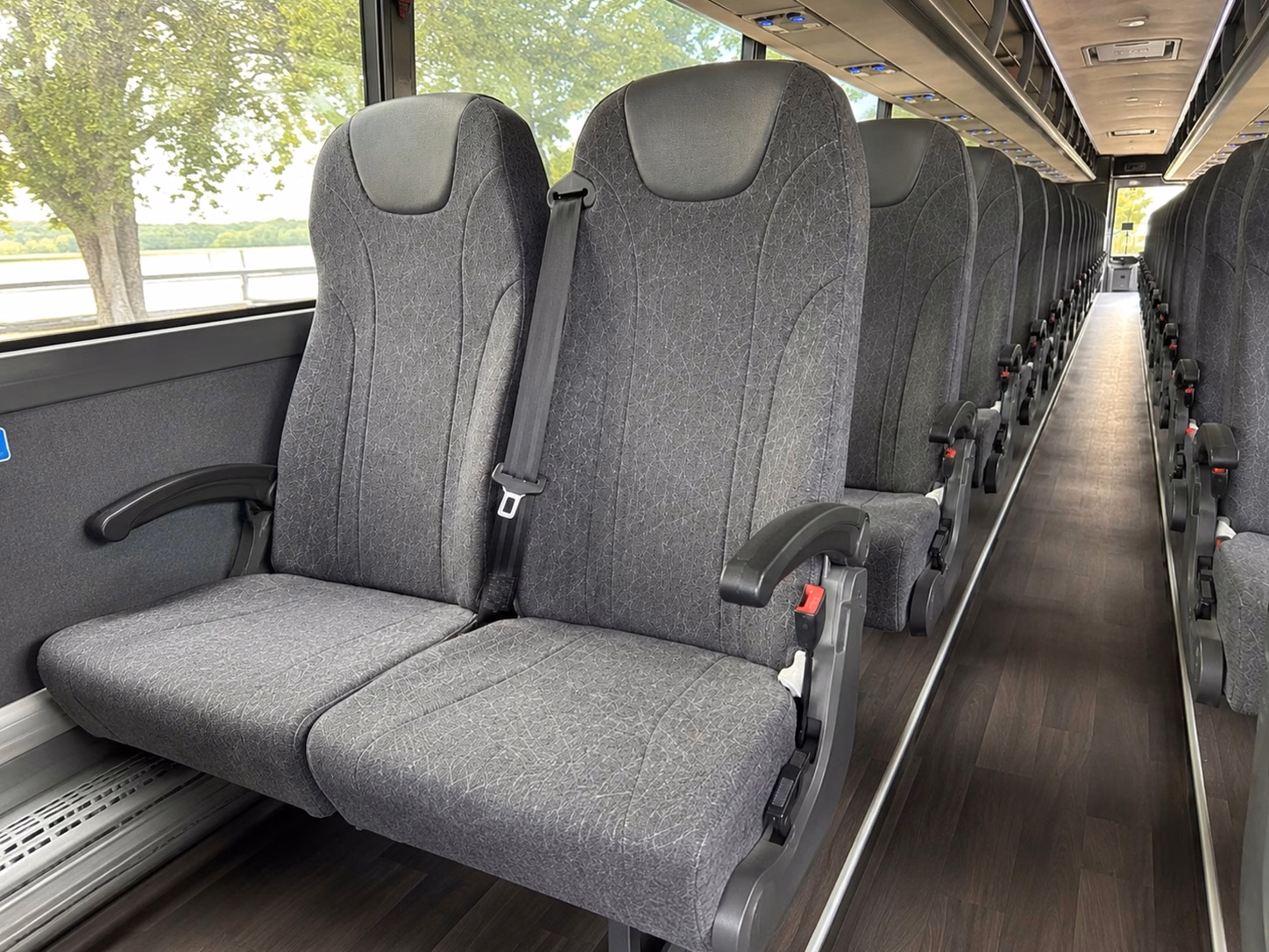 how bus type affects charter bus prices in birmingham alabama