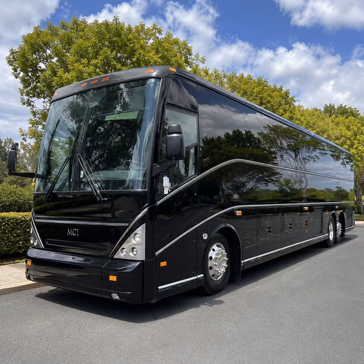 through coachbusbirmingham com birmingham airport transfers are simple for executive groups